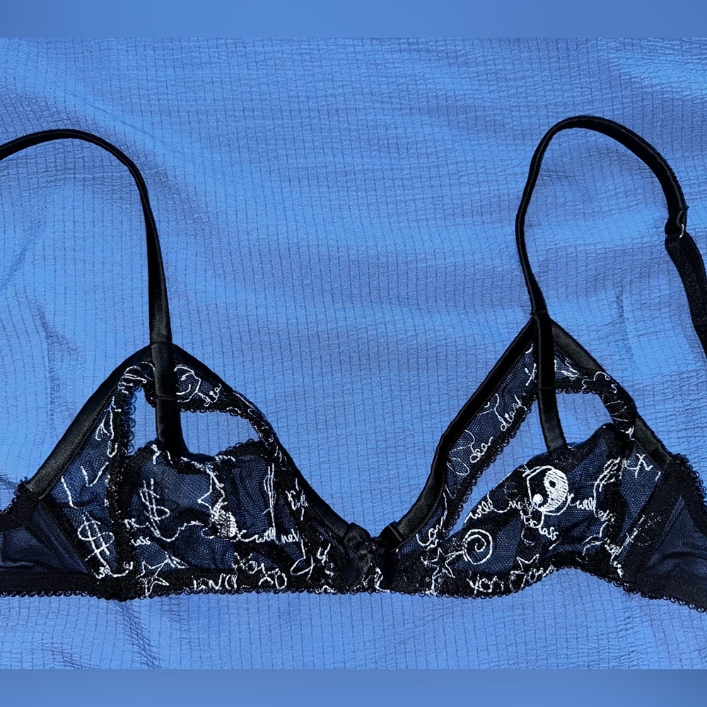 Xtra small savage x fenty bra